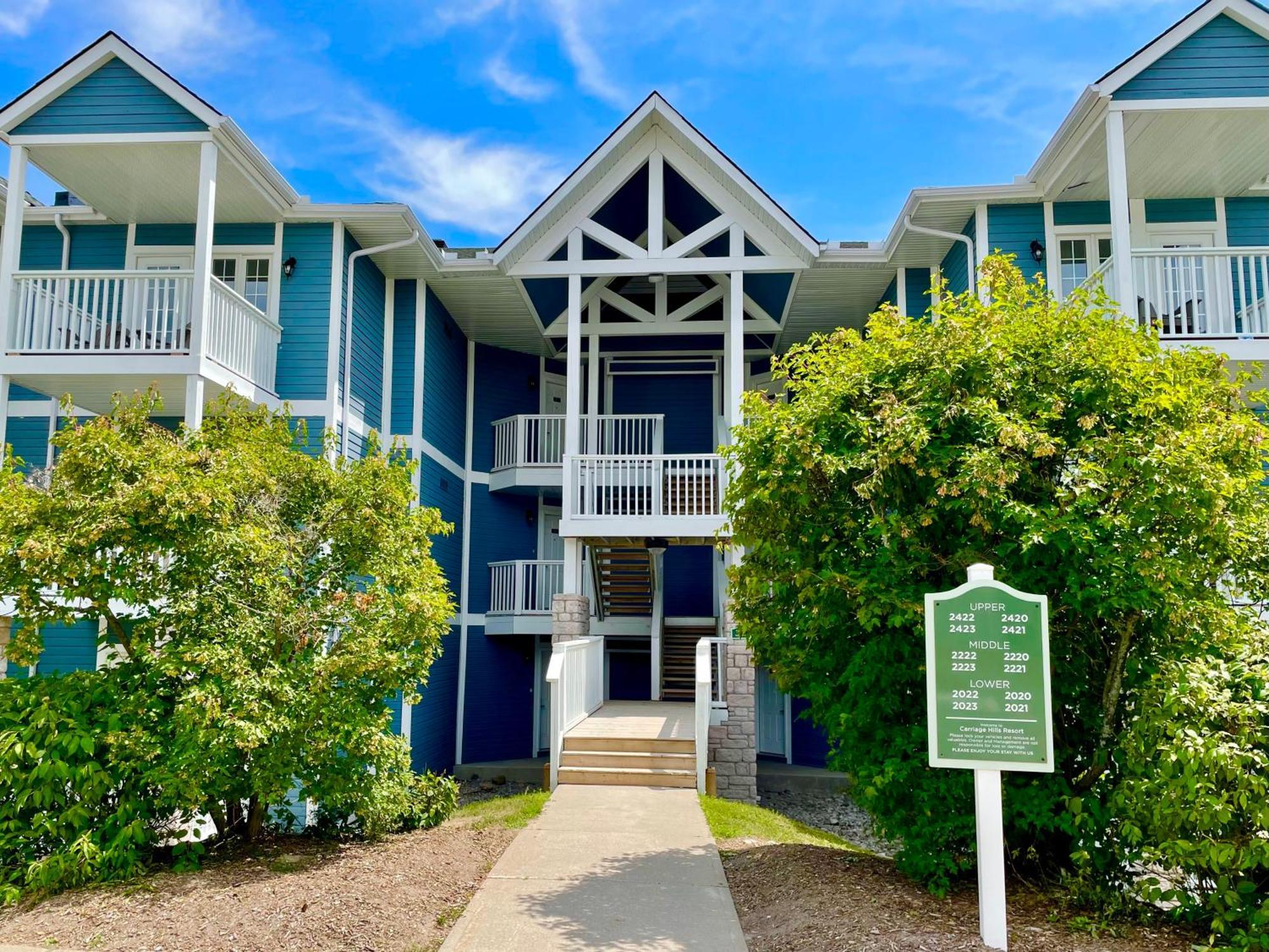 Hillside Haven: Carriage Club Resort Retreat Edgar Exterior photo
