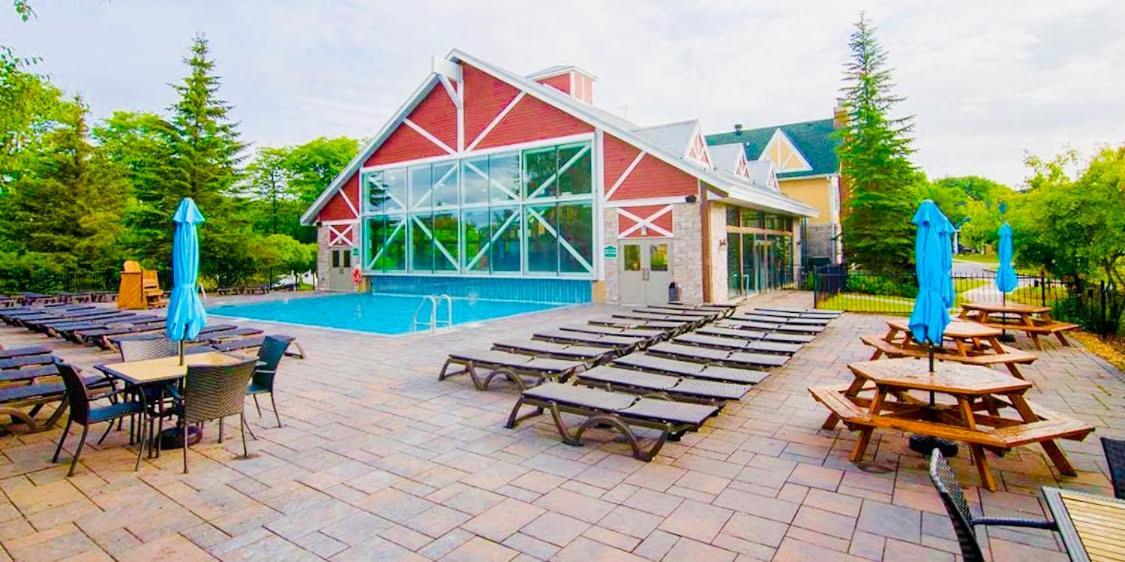 Hillside Haven: Carriage Club Resort Retreat Edgar Exterior photo